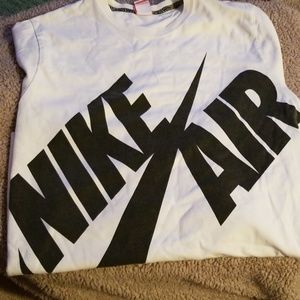 NIKE LONG SLEEVED SHIRT XXL